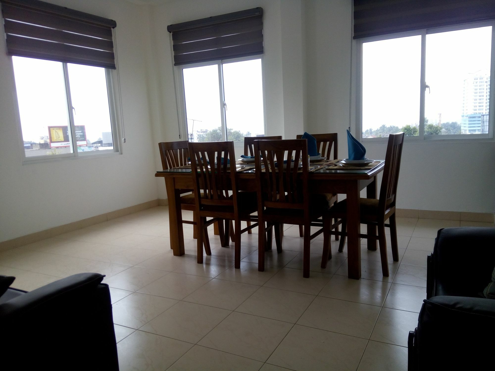 Ocean Pebbles Apartment Dehiwala-Mount Lavinia ภายนอก รูปภาพ