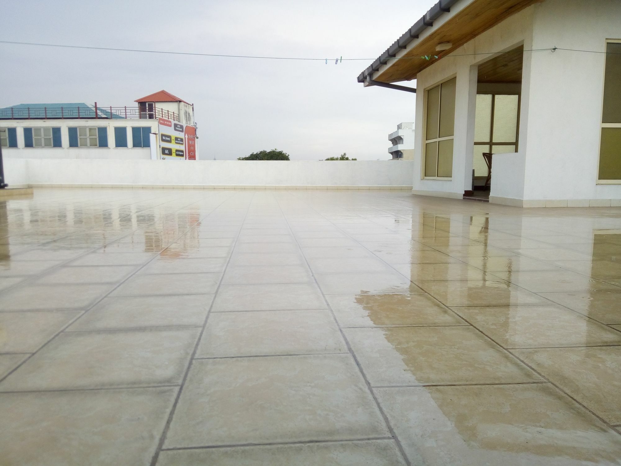 Ocean Pebbles Apartment Dehiwala-Mount Lavinia ภายนอก รูปภาพ