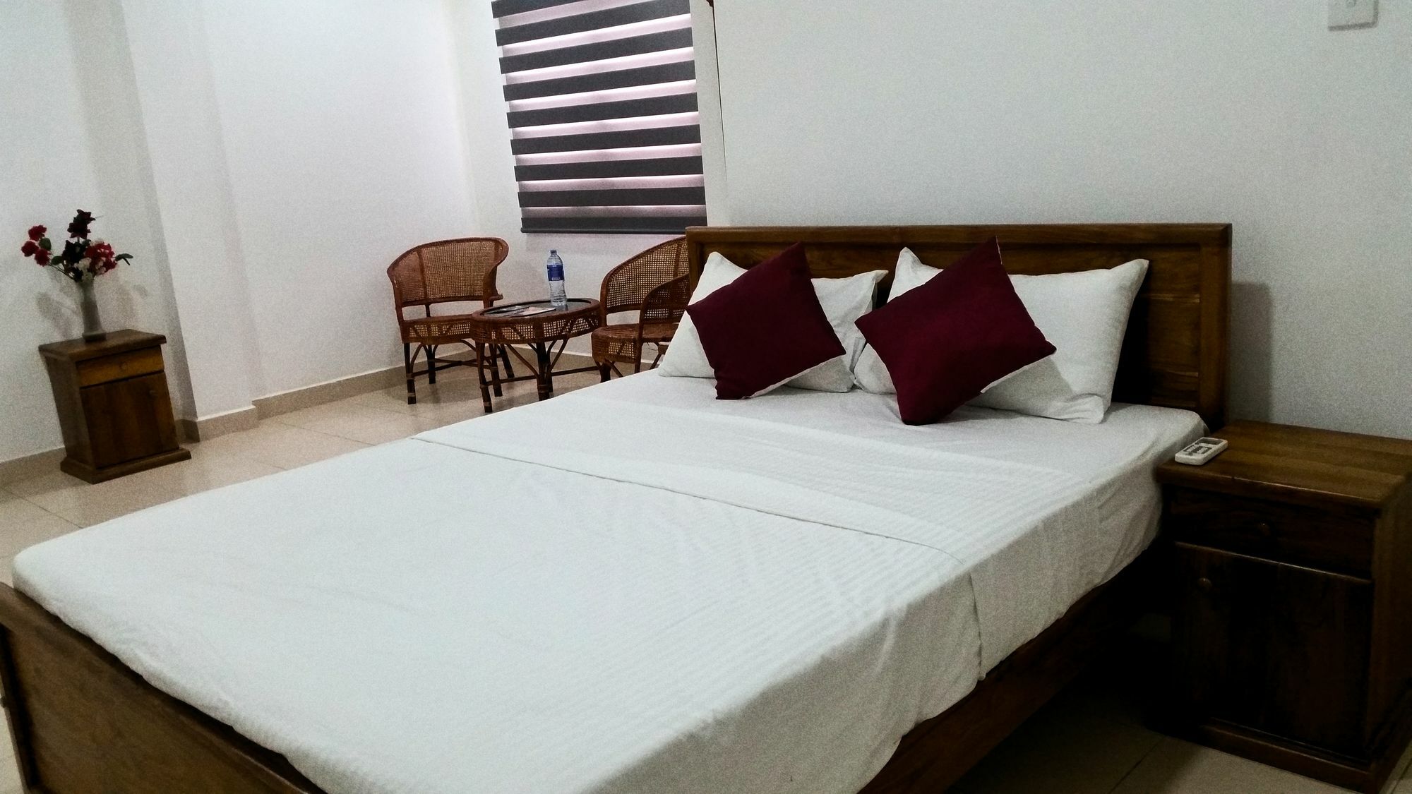 Ocean Pebbles Apartment Dehiwala-Mount Lavinia ภายนอก รูปภาพ