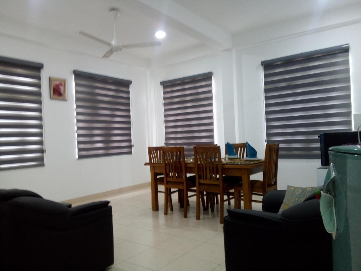 Ocean Pebbles Apartment Dehiwala-Mount Lavinia ภายนอก รูปภาพ